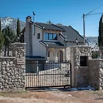 Dianne 2 Livadi Arachovas Σπίτι διακοπών