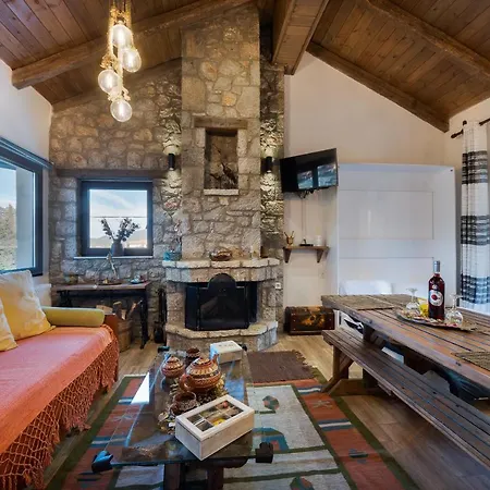 펜션 Dianne 2 Livadi Arachovas *