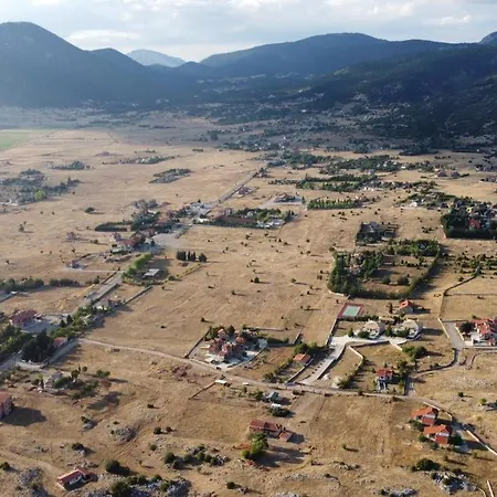 Dianne 2 Livadi Arachovas * 阿拉霍瓦